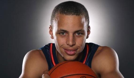 体育CBA：送对手21连败 江苏队92-77四川队