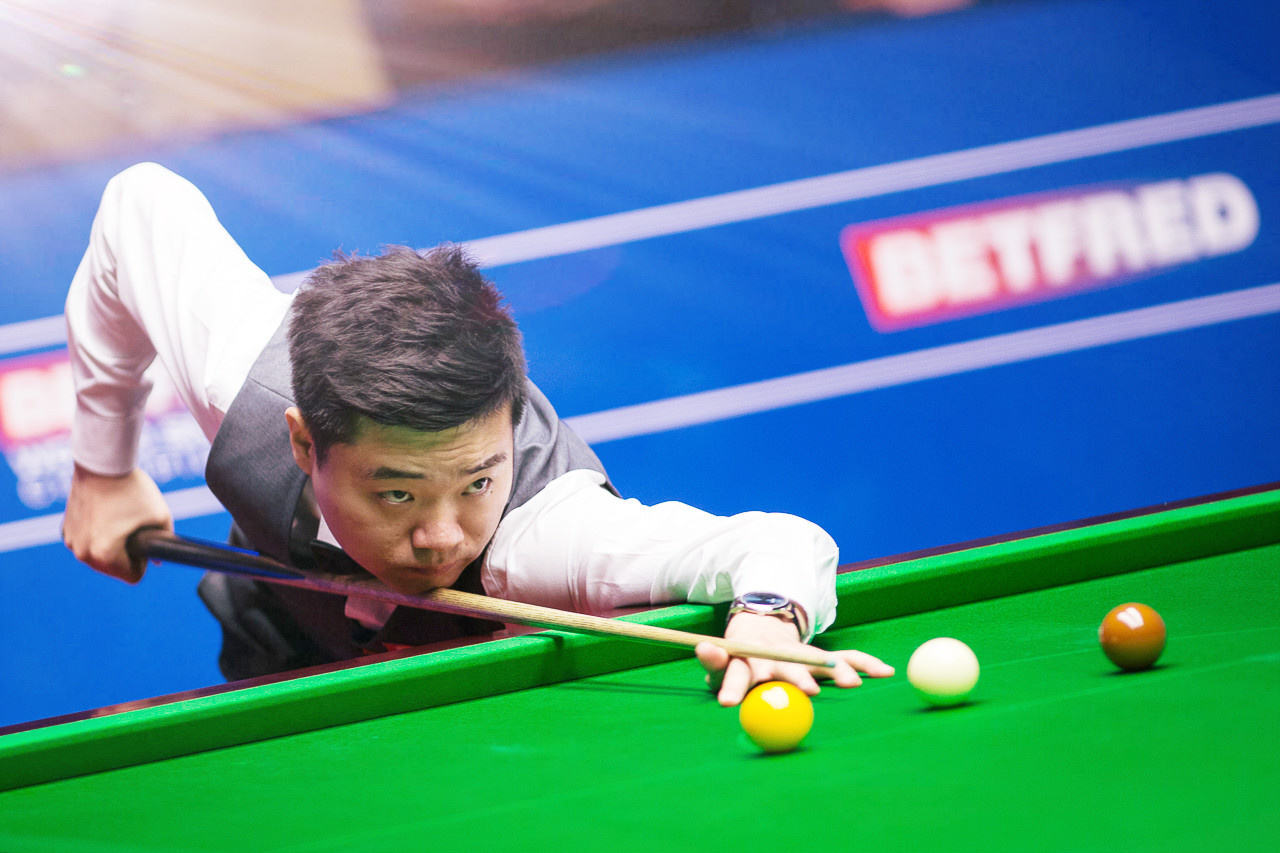 并且两人之 并且两人之