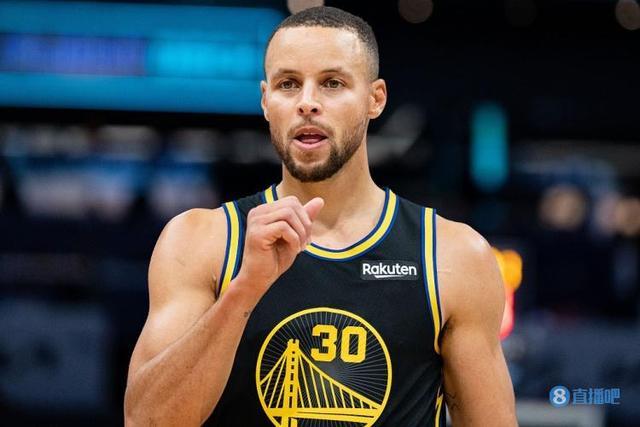 前场篮板 前场篮板